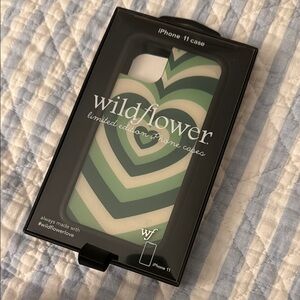 Wildflower: Green and White iPhone 11 Case